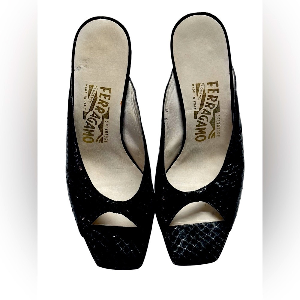 Vintage Salvatore Ferragamo Black Snakeskin Heels / Mules – Size 7.5 (Run Small)